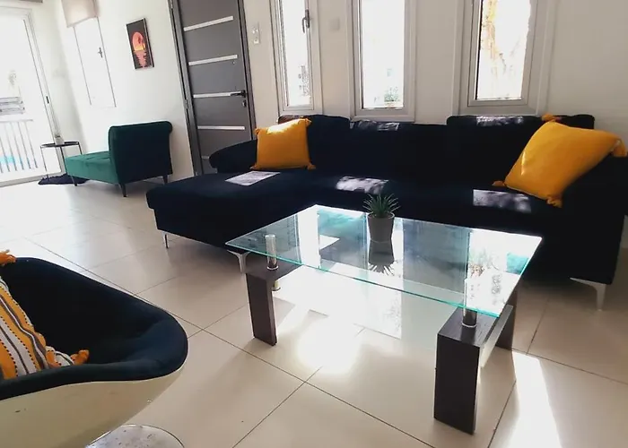 Trendy 38 Larnaca, Pyla 别墅 *
