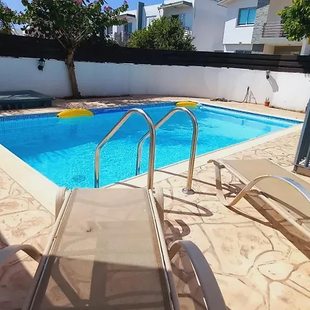 Trendy 38 Larnaca, Pyla